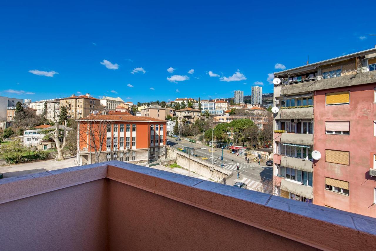 Apartment Hana Rijeka Exterior photo