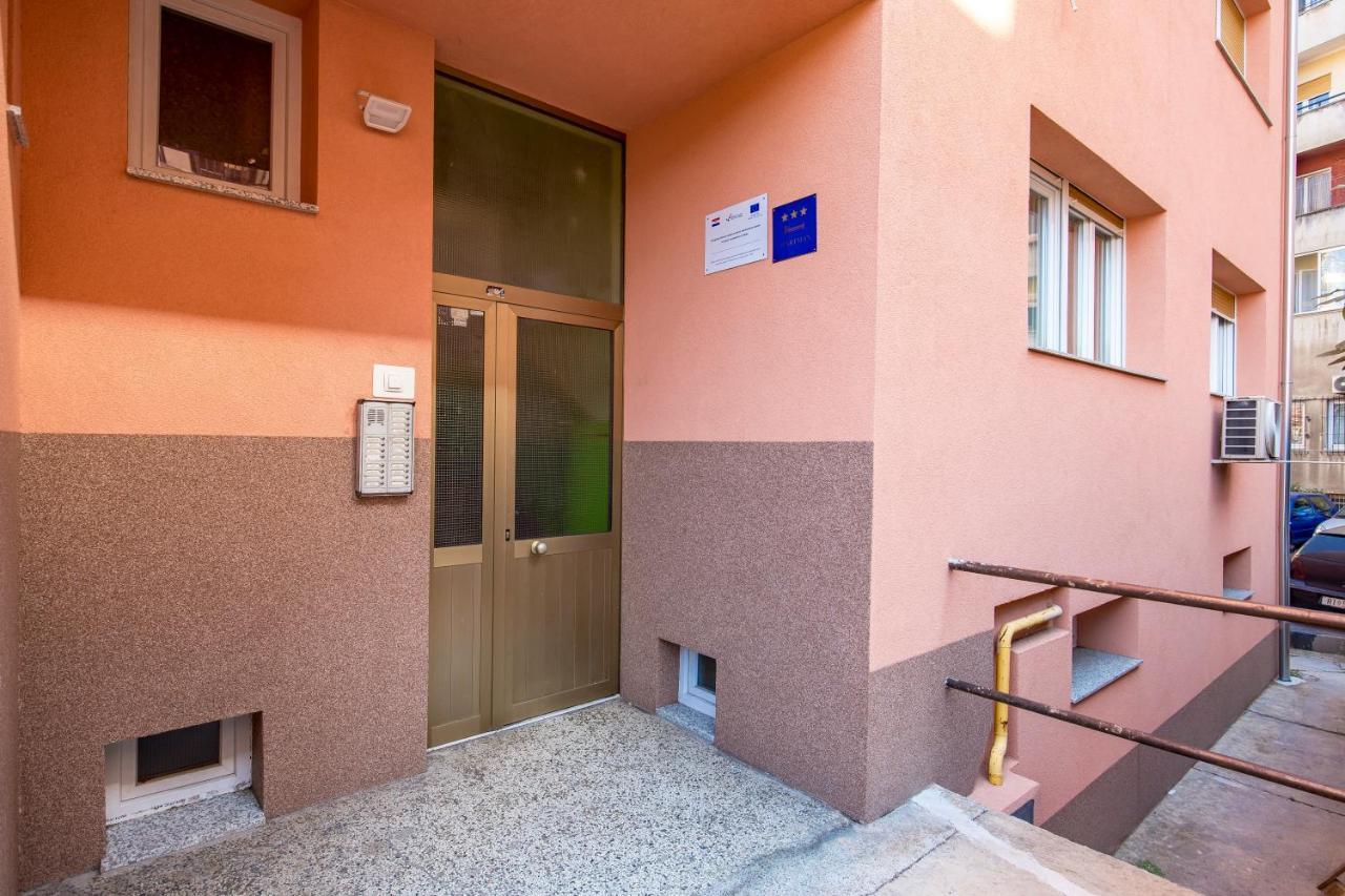 Apartment Hana Rijeka Exterior photo